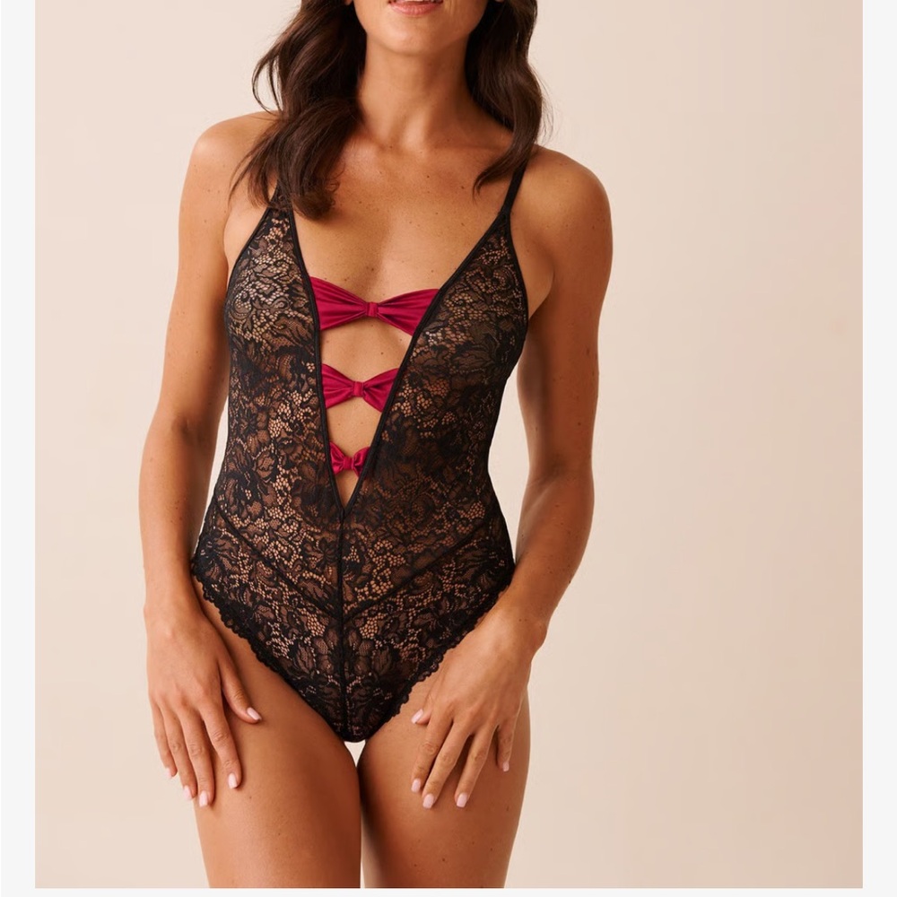 La vie en Rose Black Lace Bodysuit with Red Bows